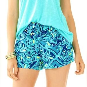 Lilly Pulitzer Katia Shorts in Indigo Midnight Cove • Sz XS
